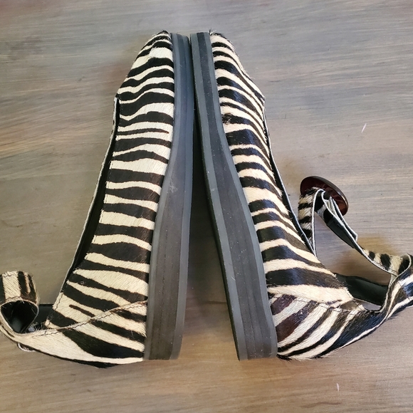 Zebra Flats Pony Hair Abstract Toe Ankle Strap Unique Art to Wear - Picture 8 of 13